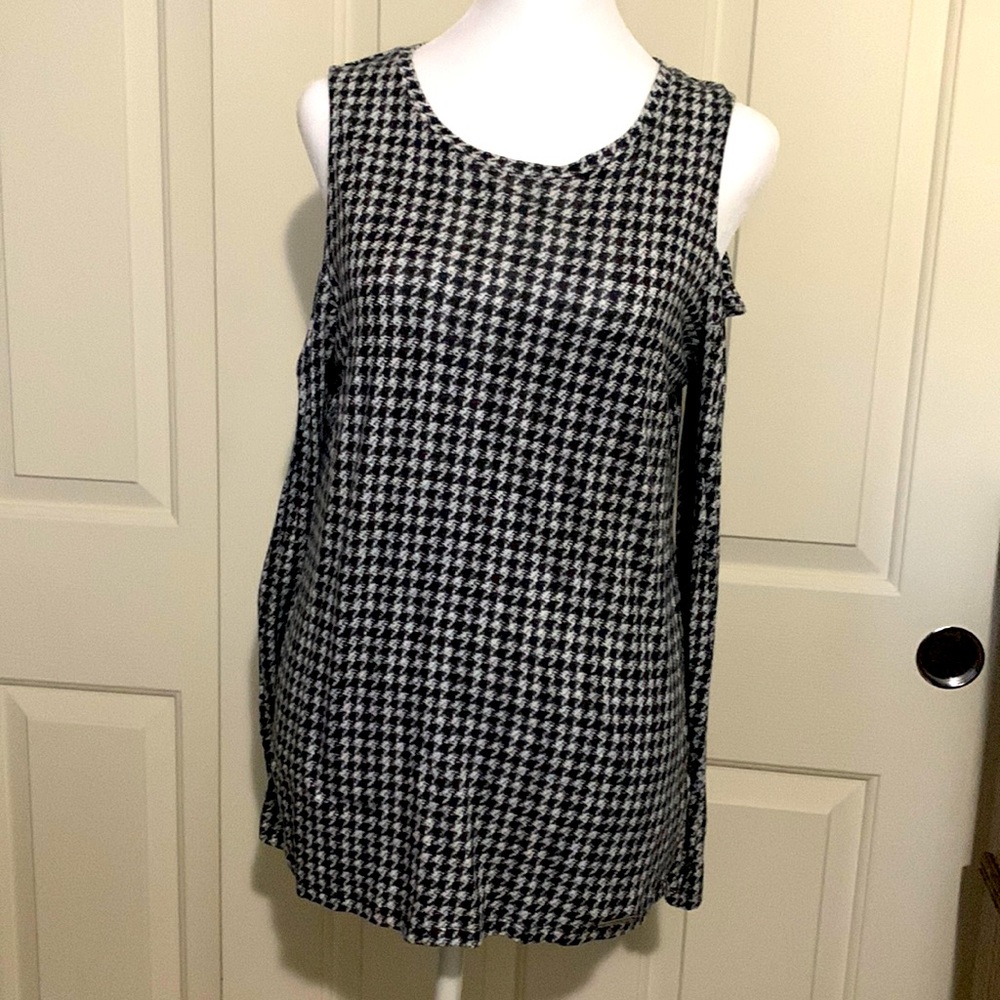 Michael Kors cold shoulder top